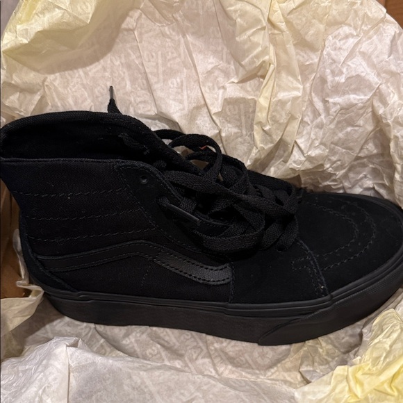 Vans Women's Black Platform Sneakers - Picture 6 of 8